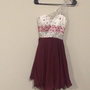 Maroon off shoulder hoco dress size 2